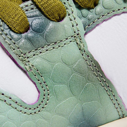 Dunk Low Alexis Sablone 'Chameleon' (2024)