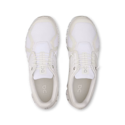 On Running Cloud 6 White (Women’s)
