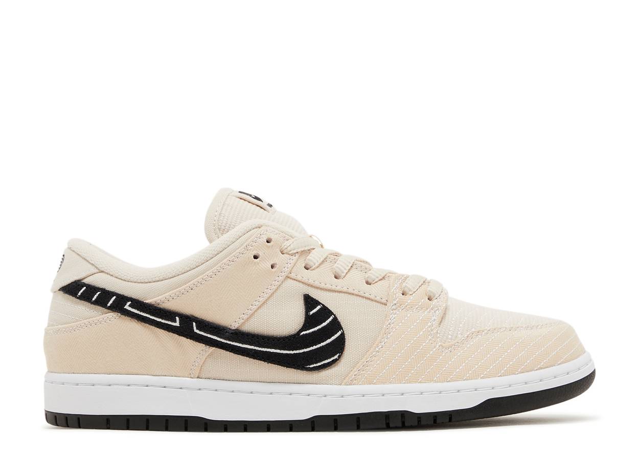 Dunk Low Albino & Preto