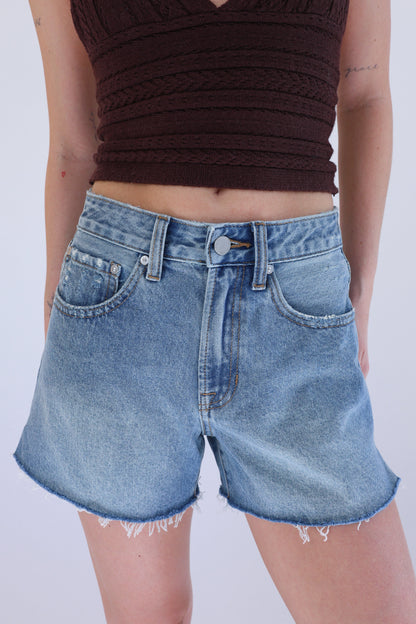 Mira Shorts in Medium Denim