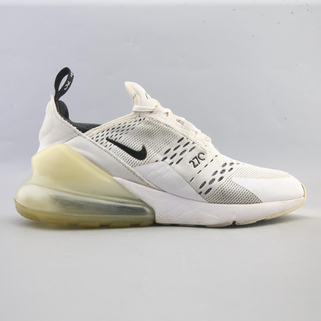 AIR MAX 270