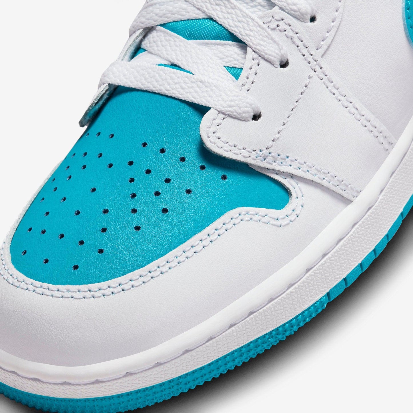 Air Jordan 1 Low 'Aquatone' (2023) (GS)