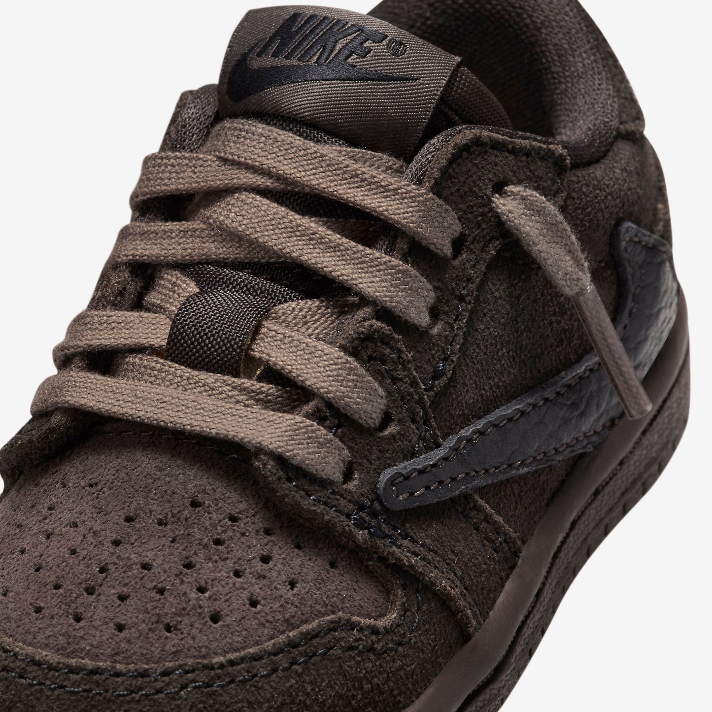 Air Jordan 1 Low OG SP x Travis Scott 'Velvet Brown' (2024) (TD)