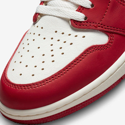 Air Jordan 1 Retro High OG 'Reimagined Chicago / Lost and Found' (2022)