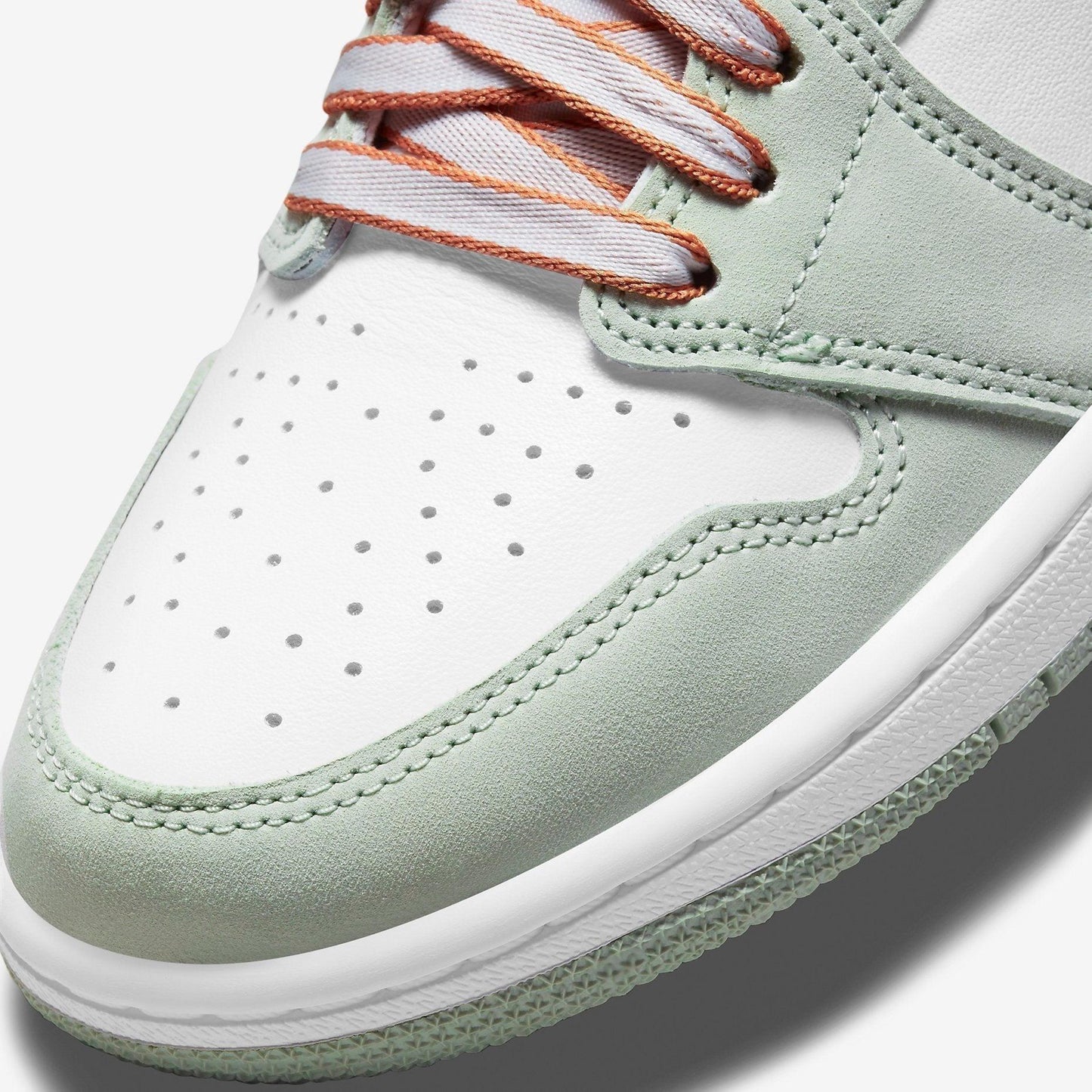 Air Jordan 1 Retro High OG 'Seafoam' (2021) (Womens)