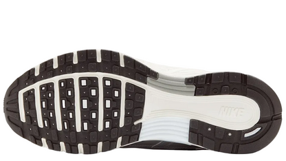 P 6000 White Blue Tint Sail Metallic Silver (Women's)