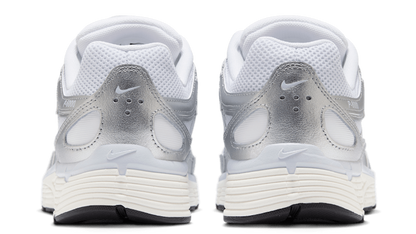 P 6000 White Blue Tint Sail Metallic Silver (Women's)