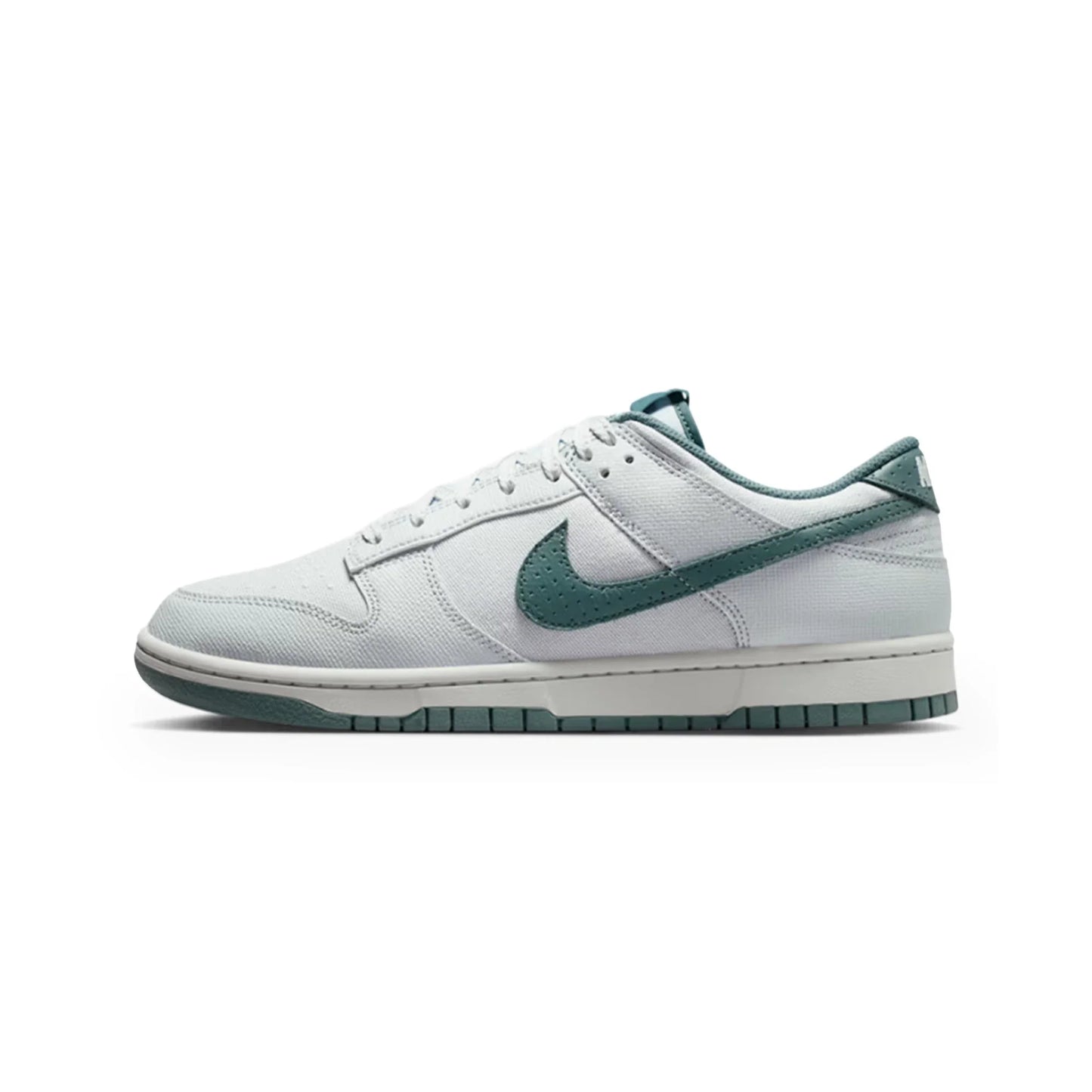 Nike Dunk Low Retro 'Pure Platinum' (2026)