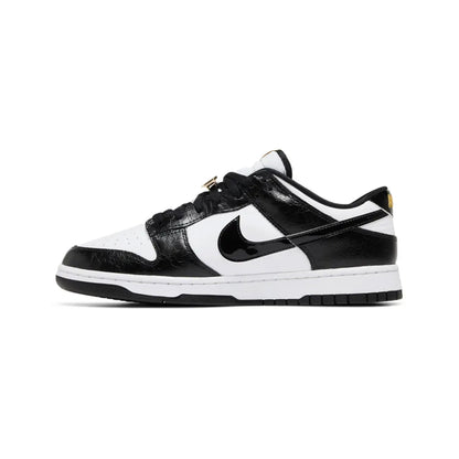 Dunk Low SE 'World Champs Black White' (2022)