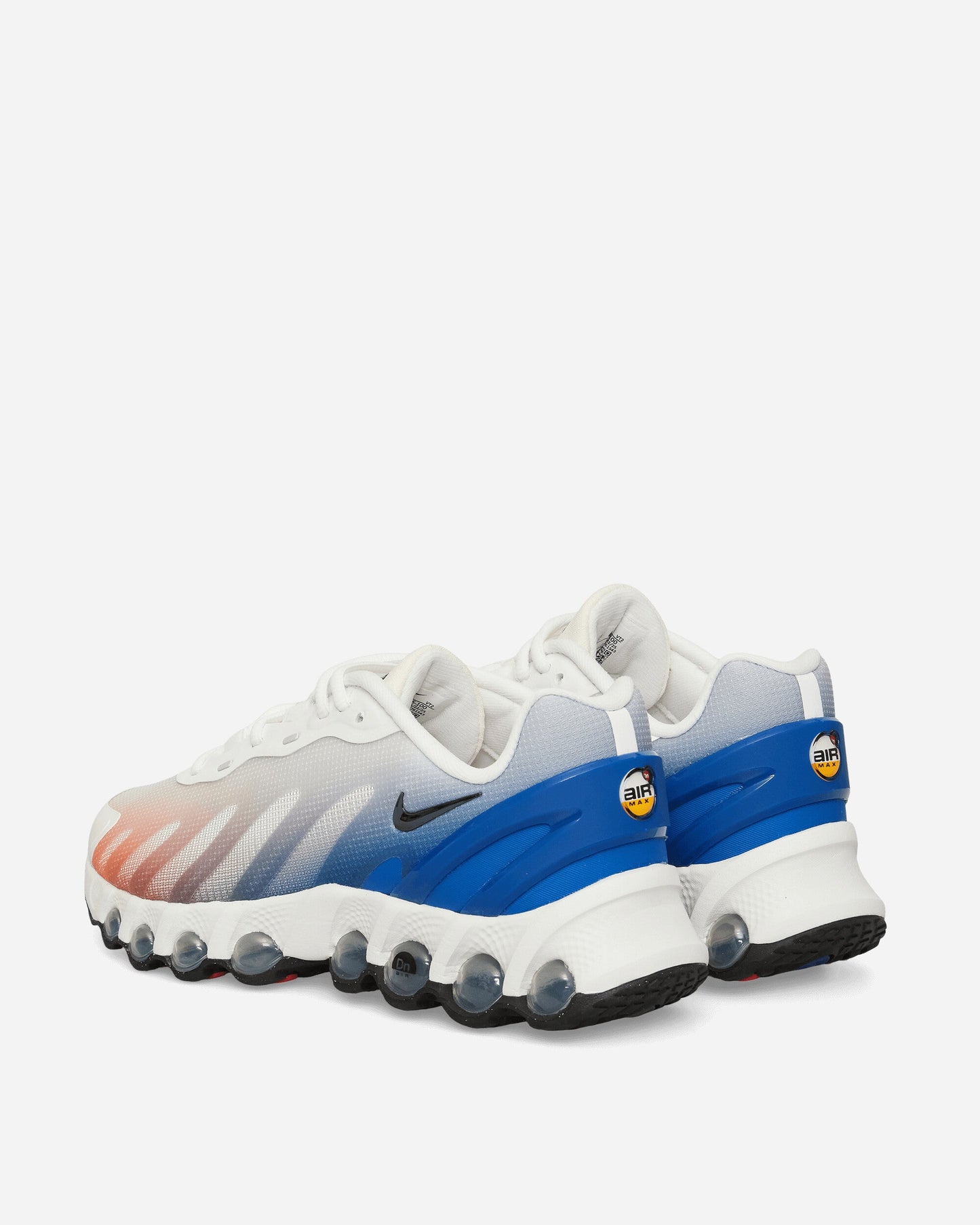 Air Max Dn8 Sneakers Summit White / Vivid Orange