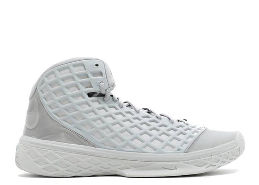 Kobe 3 Black Mamba Collection Fade to Black