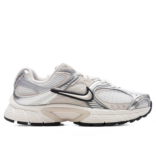Women's V5 RNR - Summit White/Light Orewood Brown/Sail/Black