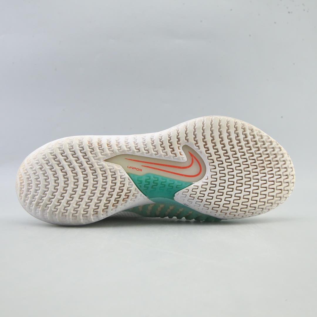 COURT REACT VAPOR NXT HC
