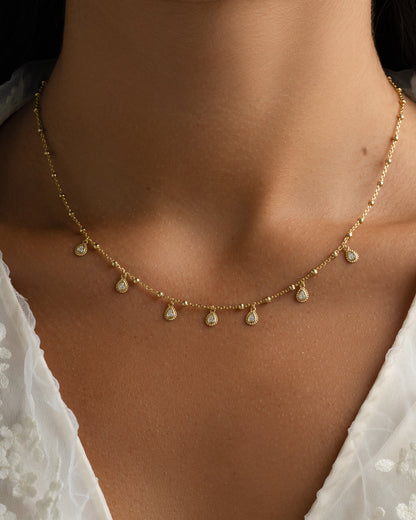 Dangling Tear Drop Necklace