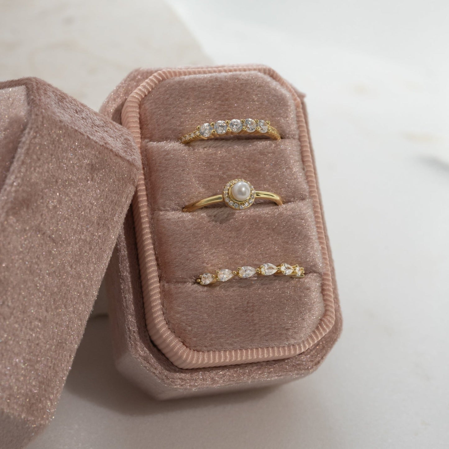 Solitaire Pearl Ring