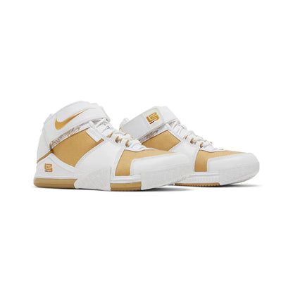 LeBron Zoom 2 'Maccabi' (2022)