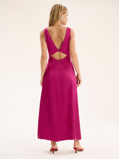 Fredrika Ring Detail Dress in Magenta