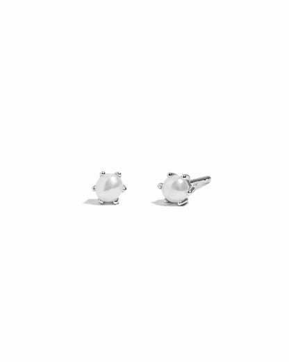 Dainty Pearl Stud Earrings