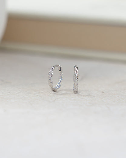 8mm Spiral Huggie